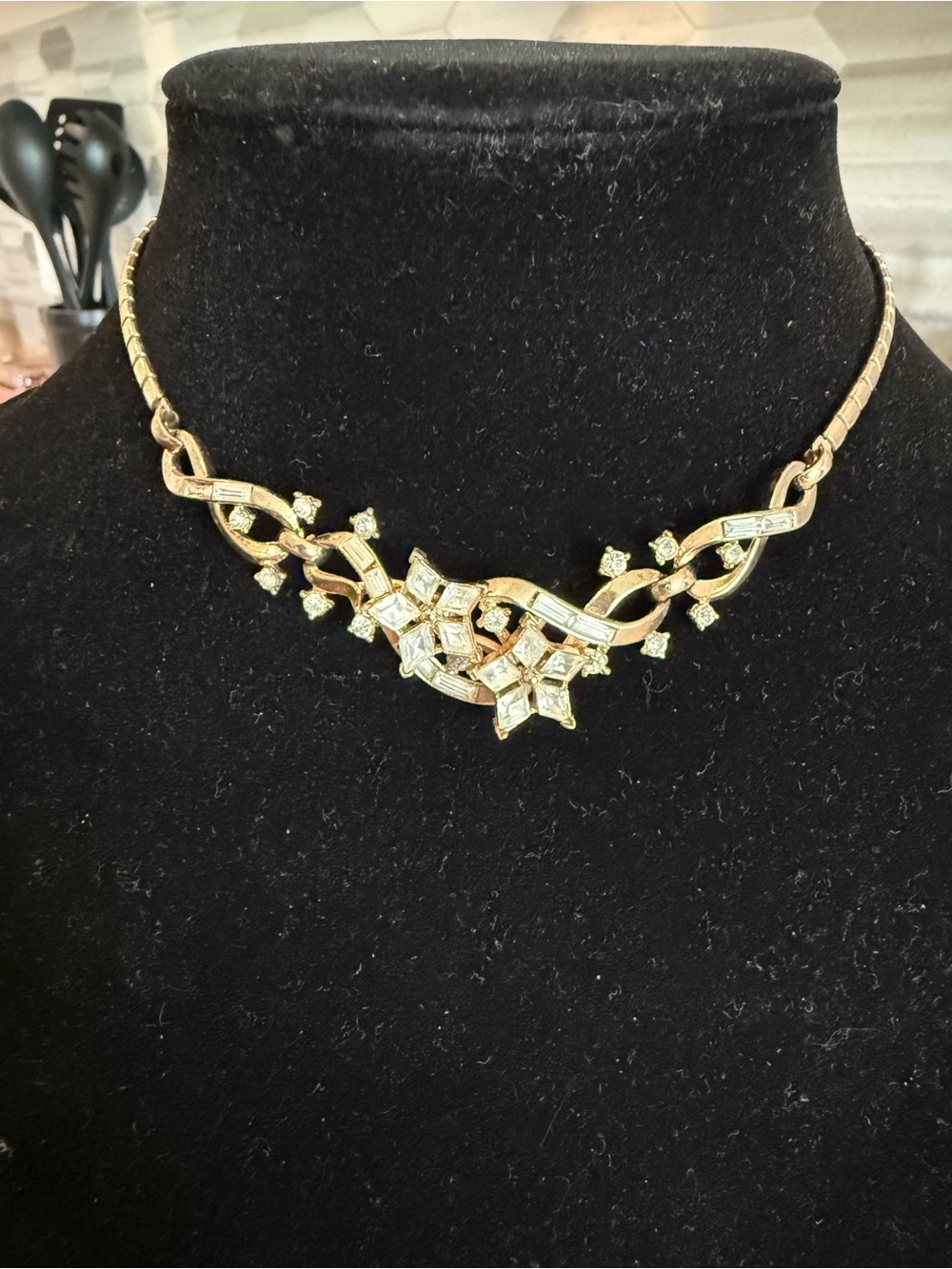 Trifari PAT. PEND. Rhinestone Floral Necklace - Picture 1 of 6